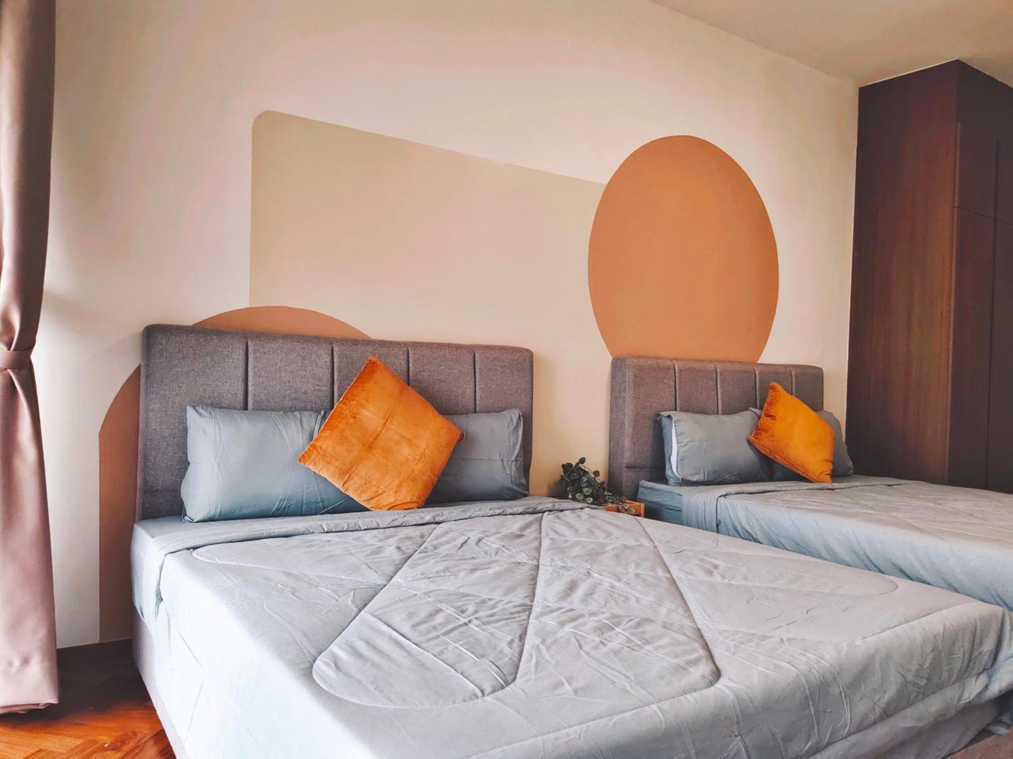 The Landmark By Katana 3Br To 4Br Luxury Seaview Landmark Homestay At Gurney 15-16Pax 无敌海景套房 Tanjung Tokong Exterior photo