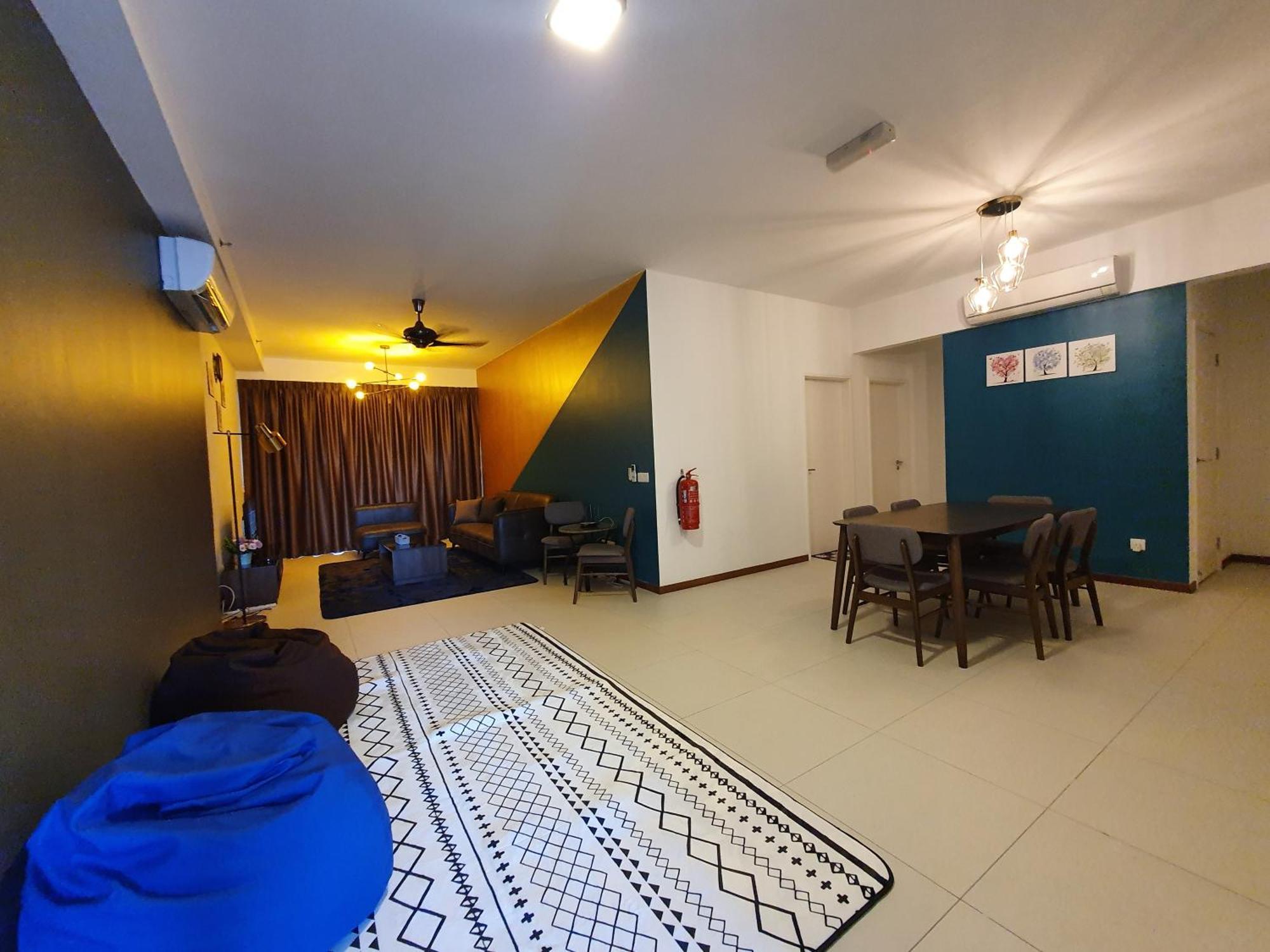 The Landmark By Katana 3Br To 4Br Luxury Seaview Landmark Homestay At Gurney 15-16Pax 无敌海景套房 Tanjung Tokong Exterior photo