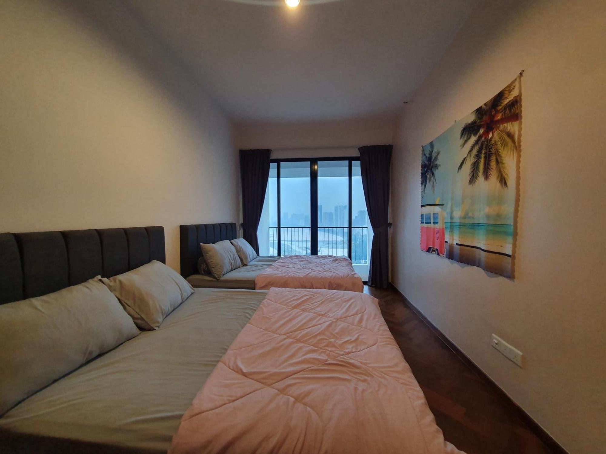 The Landmark By Katana 3Br To 4Br Luxury Seaview Landmark Homestay At Gurney 15-16Pax 无敌海景套房 Tanjung Tokong Exterior photo