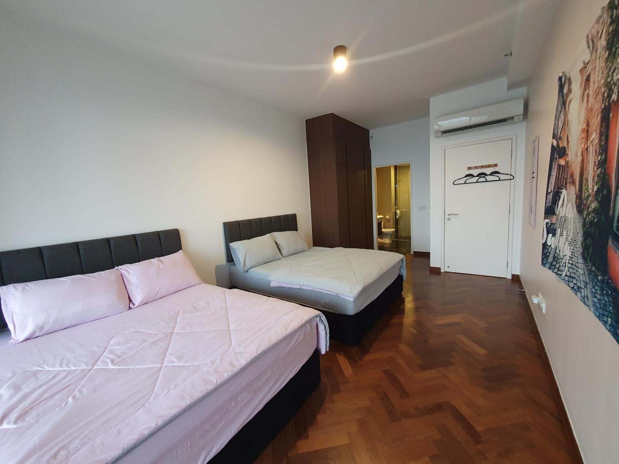 The Landmark By Katana 3Br To 4Br Luxury Seaview Landmark Homestay At Gurney 15-16Pax 无敌海景套房 Tanjung Tokong Exterior photo